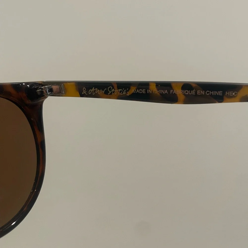 Tortoiseshell Round Sunglasses - Brown Lenses